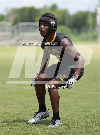 Thumbnail 1 in East Central vs Allen (Texas 7 on 7 State Tournament) photogallery.