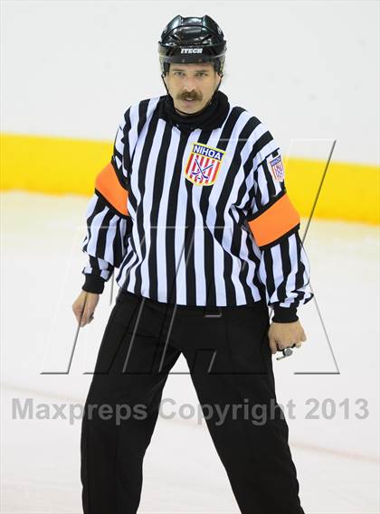 Thumbnail 2 in Branford vs. Hand (SCC DII Final) photogallery.