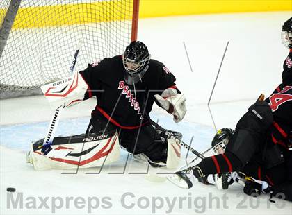 Thumbnail 1 in Branford vs. Hand (SCC DII Final) photogallery.