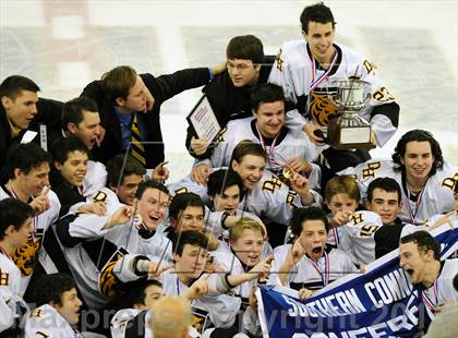 Thumbnail 2 in Branford vs. Hand (SCC DII Final) photogallery.