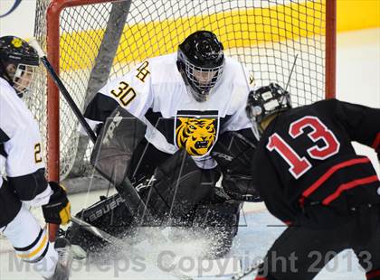 Thumbnail 1 in Branford vs. Hand (SCC DII Final) photogallery.