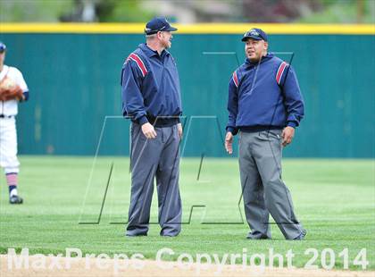 Thumbnail 3 in Chaparral vs. Mountain Vista (CHSAA 5A 2nd Round) photogallery.