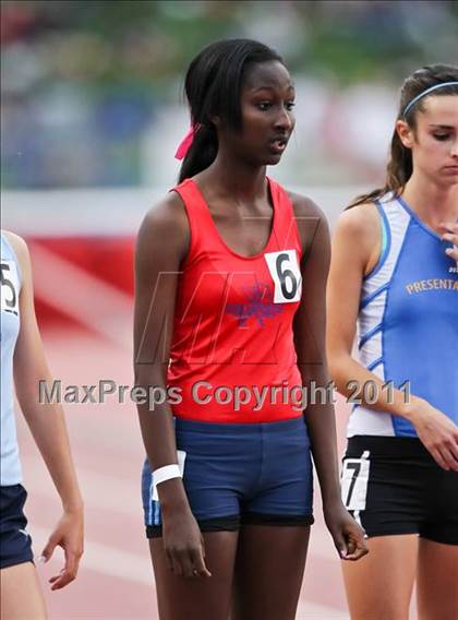 Thumbnail 3 in CIF State Track & Field Championships (800m) photogallery.