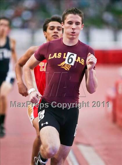 Thumbnail 1 in CIF State Track & Field Championships (800m) photogallery.