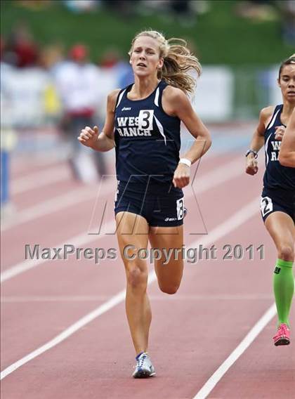Thumbnail 2 in CIF State Track & Field Championships (800m) photogallery.