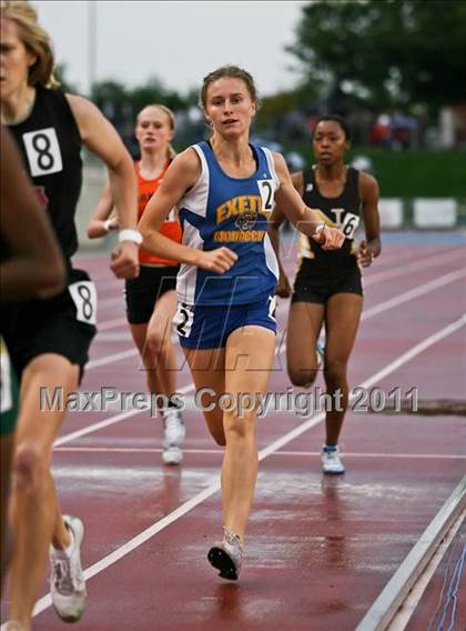 Thumbnail 1 in CIF State Track & Field Championships (800m) photogallery.