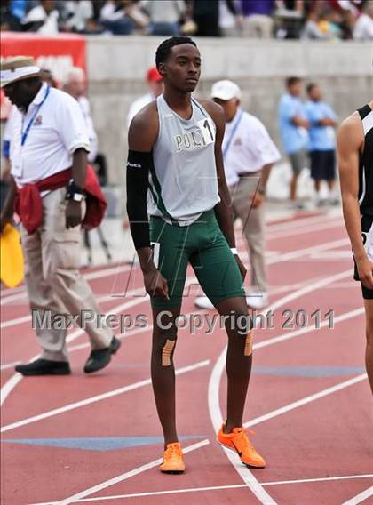 Thumbnail 3 in CIF State Track & Field Championships (800m) photogallery.