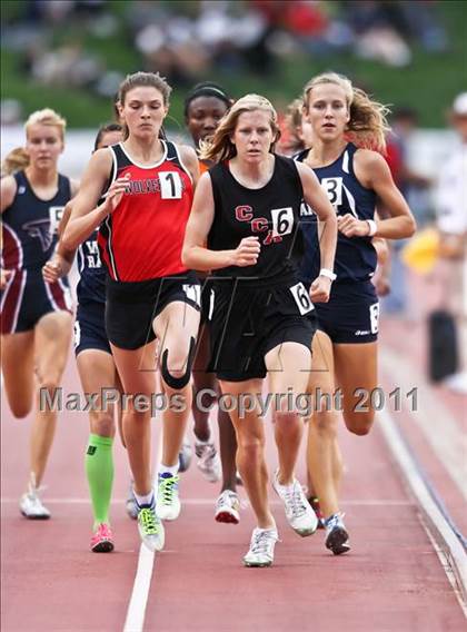 Thumbnail 1 in CIF State Track & Field Championships (800m) photogallery.