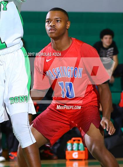 Thumbnail 3 in George Washington Prep vs. Dorsey (D1 Bound Classic) photogallery.