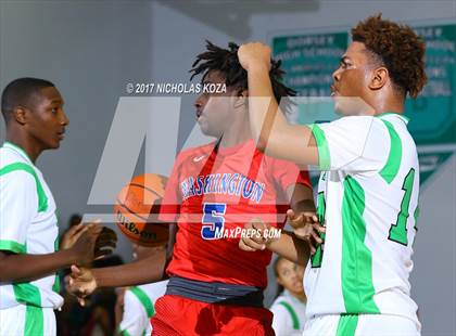 Thumbnail 2 in George Washington Prep vs. Dorsey (D1 Bound Classic) photogallery.