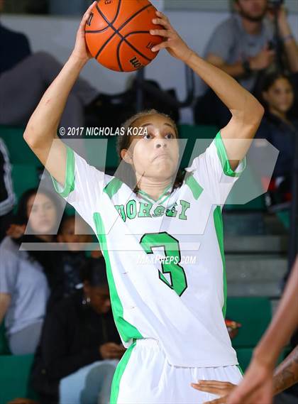 Thumbnail 2 in George Washington Prep vs. Dorsey (D1 Bound Classic) photogallery.