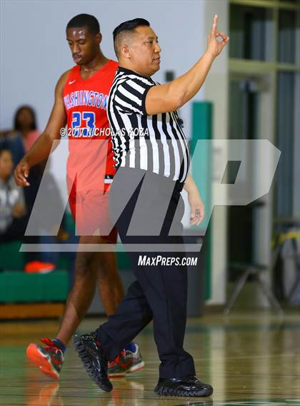 Thumbnail 2 in George Washington Prep vs. Dorsey (D1 Bound Classic) photogallery.