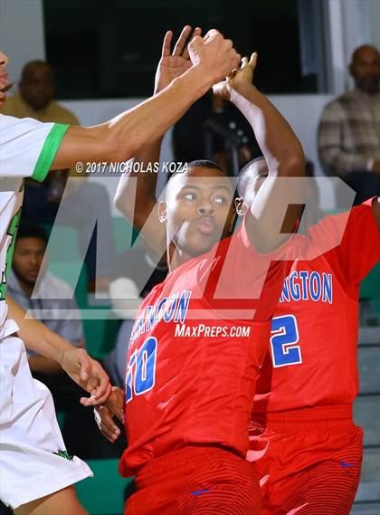 Thumbnail 2 in George Washington Prep vs. Dorsey (D1 Bound Classic) photogallery.