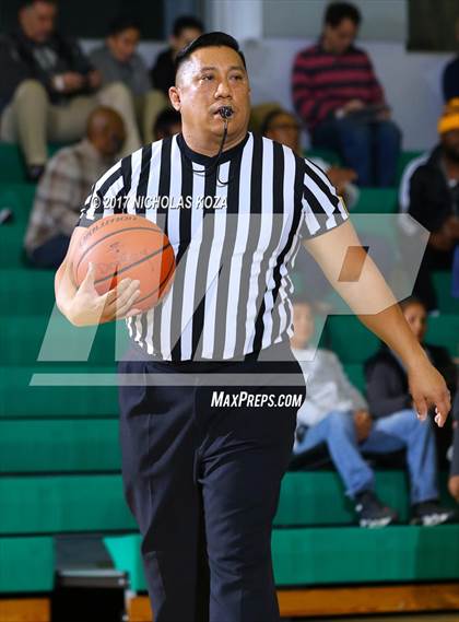 Thumbnail 2 in George Washington Prep vs. Dorsey (D1 Bound Classic) photogallery.