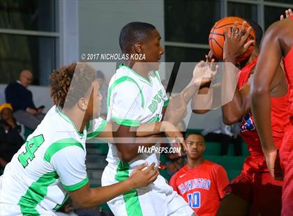 Thumbnail 2 in George Washington Prep vs. Dorsey (D1 Bound Classic) photogallery.