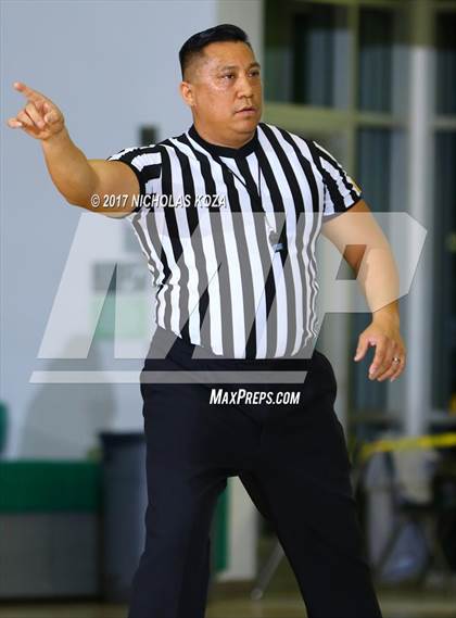 Thumbnail 3 in George Washington Prep vs. Dorsey (D1 Bound Classic) photogallery.