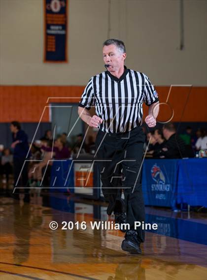 Thumbnail 1 in Ossining vs Monroe-Woodbury (NYSPHSAA Class AA Regional Final) photogallery.