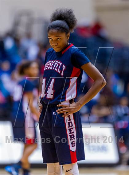 Thumbnail 3 in Judson vs. Roosevelt (UIL 5A Bi-District Playoff) photogallery.