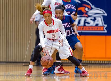 Thumbnail 2 in Judson vs. Roosevelt (UIL 5A Bi-District Playoff) photogallery.