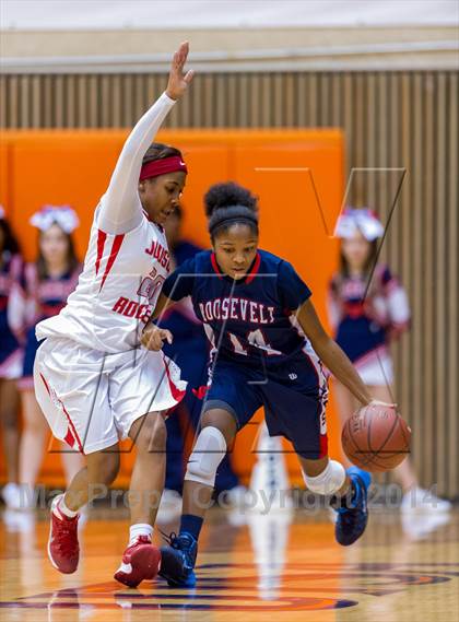 Thumbnail 3 in Judson vs. Roosevelt (UIL 5A Bi-District Playoff) photogallery.