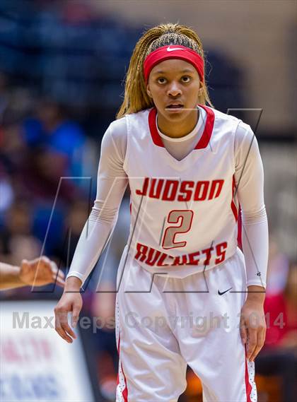 Thumbnail 3 in Judson vs. Roosevelt (UIL 5A Bi-District Playoff) photogallery.