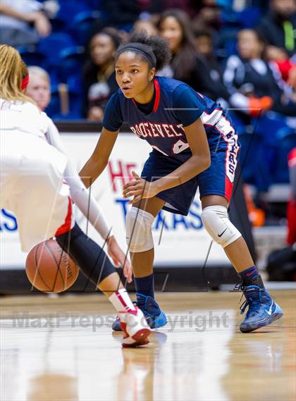 Thumbnail 3 in Judson vs. Roosevelt (UIL 5A Bi-District Playoff) photogallery.