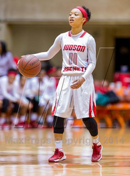 Thumbnail 3 in Judson vs. Roosevelt (UIL 5A Bi-District Playoff) photogallery.