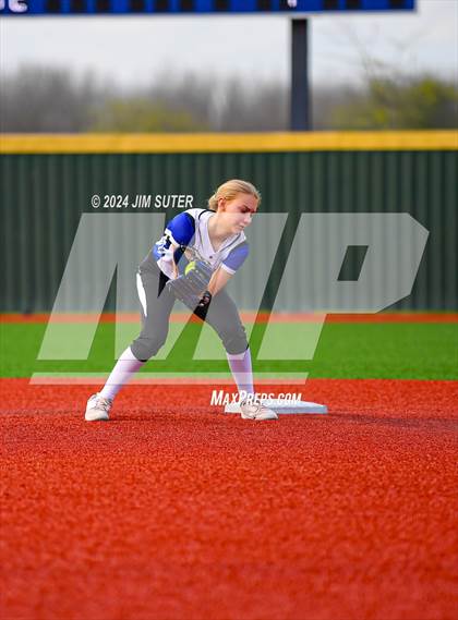 Thumbnail 2 in Mumford vs North Zulch photogallery.