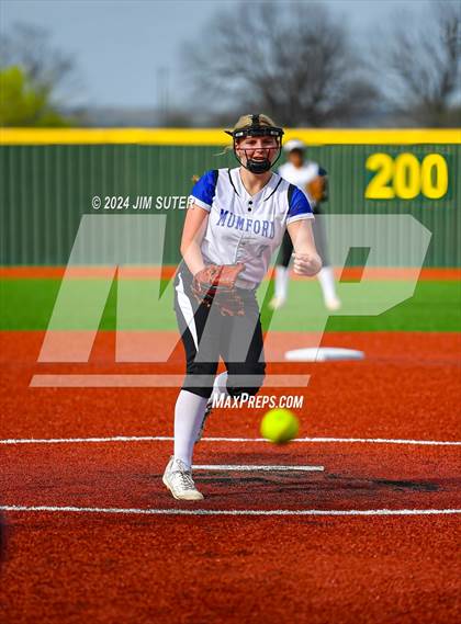 Thumbnail 3 in Mumford vs North Zulch photogallery.