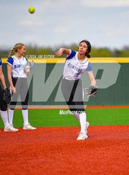 Thumbnail 3 in Mumford vs North Zulch photogallery.