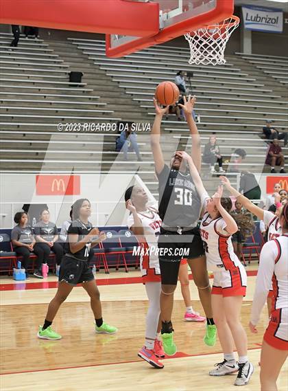 Thumbnail 2 in Lake Ridge vs Corpus Christi Veterans Memorial (McDonald's Texas Invitational) photogallery.