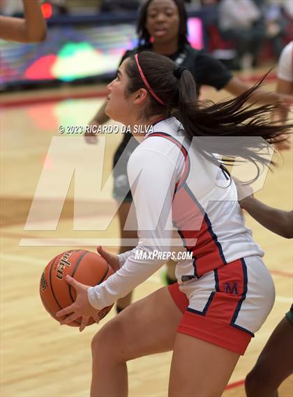 Thumbnail 1 in Lake Ridge vs Corpus Christi Veterans Memorial (McDonald's Texas Invitational) photogallery.