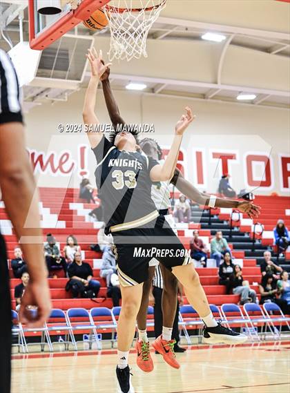 Thumbnail 2 in Long Beach Poly vs Bishop Montgomery  (Take Flight Challenge) photogallery.