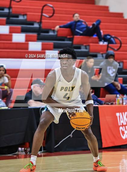 Thumbnail 3 in Long Beach Poly vs Bishop Montgomery  (Take Flight Challenge) photogallery.