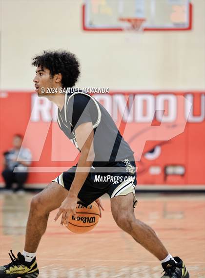 Thumbnail 1 in Long Beach Poly vs Bishop Montgomery  (Take Flight Challenge) photogallery.