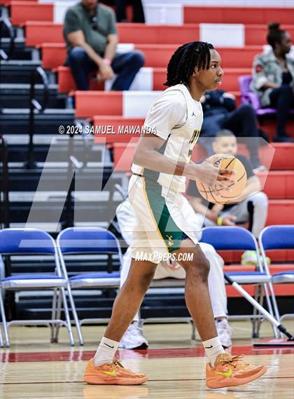 Thumbnail 3 in Long Beach Poly vs Bishop Montgomery  (Take Flight Challenge) photogallery.