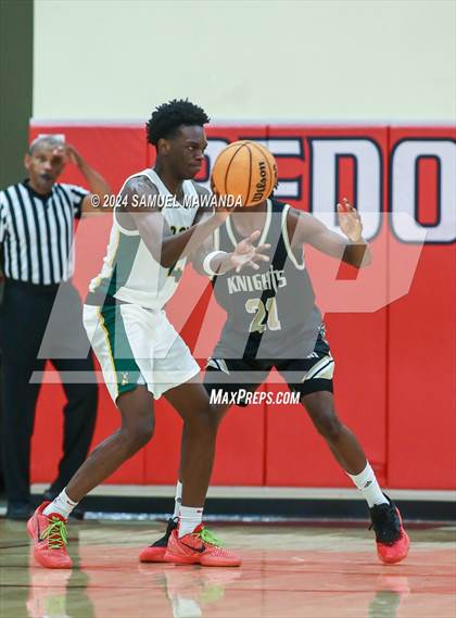 Thumbnail 2 in Long Beach Poly vs Bishop Montgomery  (Take Flight Challenge) photogallery.