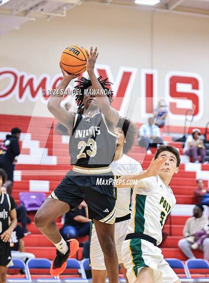 Thumbnail 2 in Long Beach Poly vs Bishop Montgomery  (Take Flight Challenge) photogallery.