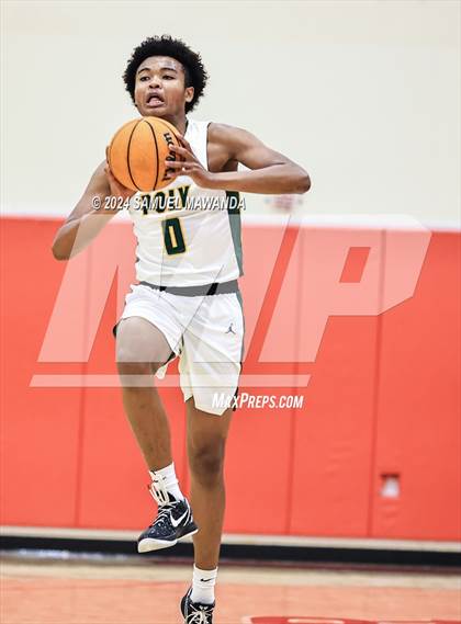 Thumbnail 3 in Long Beach Poly vs Bishop Montgomery  (Take Flight Challenge) photogallery.