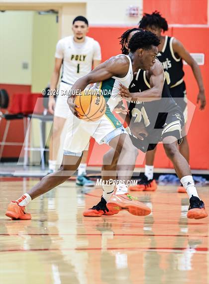 Thumbnail 3 in Long Beach Poly vs Bishop Montgomery  (Take Flight Challenge) photogallery.