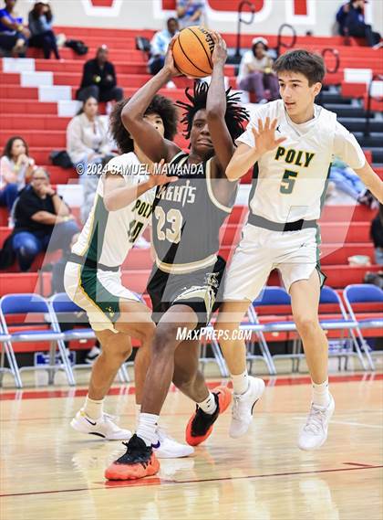 Thumbnail 1 in Long Beach Poly vs Bishop Montgomery  (Take Flight Challenge) photogallery.