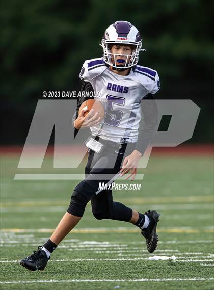 Thumbnail 2 in Deering @ Kennebunk photogallery.
