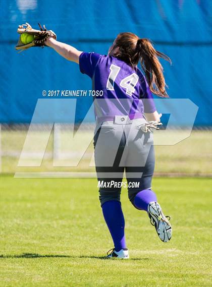Thumbnail 2 in Boerne @ Jay (SAISD Tournament) photogallery.