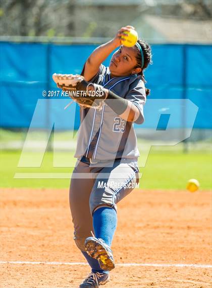 Thumbnail 2 in Boerne @ Jay (SAISD Tournament) photogallery.