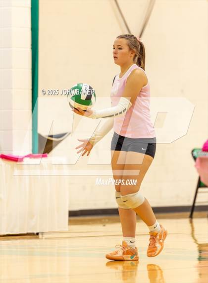 Thumbnail 1 in FR: Lowry @ Churchill County photogallery.