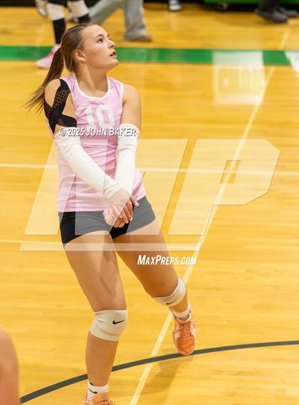 Thumbnail 1 in FR: Lowry @ Churchill County photogallery.