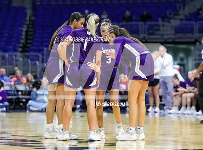 Thumbnail 3 in Boerne vs. Canyon (UIL 4A Basketball Semifinal) photogallery.
