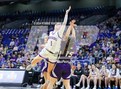 Thumbnail 1 in Boerne vs. Canyon (UIL 4A Basketball Semifinal) photogallery.