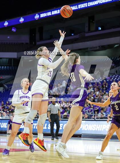 Thumbnail 3 in Boerne vs. Canyon (UIL 4A Basketball Semifinal) photogallery.