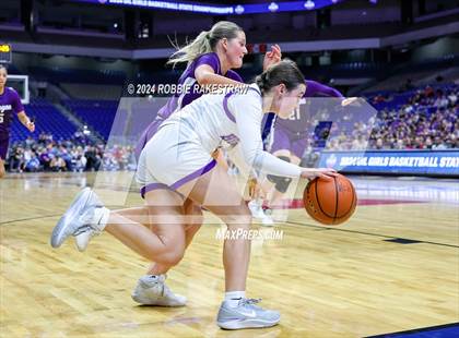 Thumbnail 3 in Boerne vs. Canyon (UIL 4A Basketball Semifinal) photogallery.